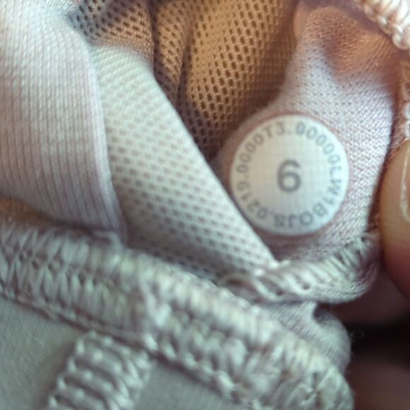 Lululemon Reenergized 2-In-1 Tank Womens 6 Grey Muse Energy Bra Workout Athletic - Picture 5 of 6